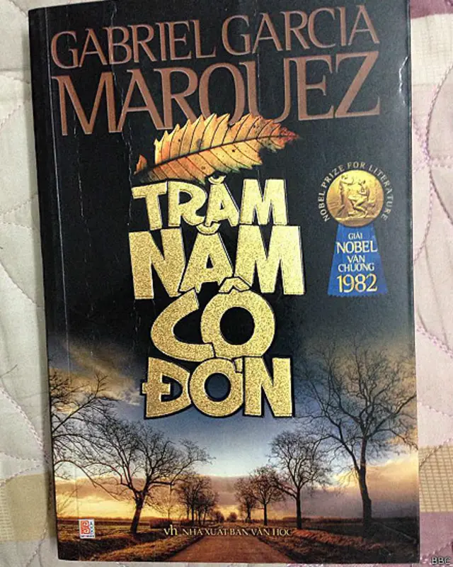 Portada de "Cien años de soledad" en vietnamita