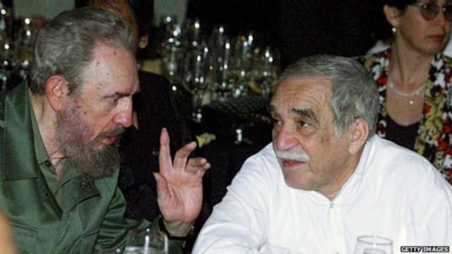 كان ماركيز صديقا للزعيم الكوبي فيدل كاسترو.