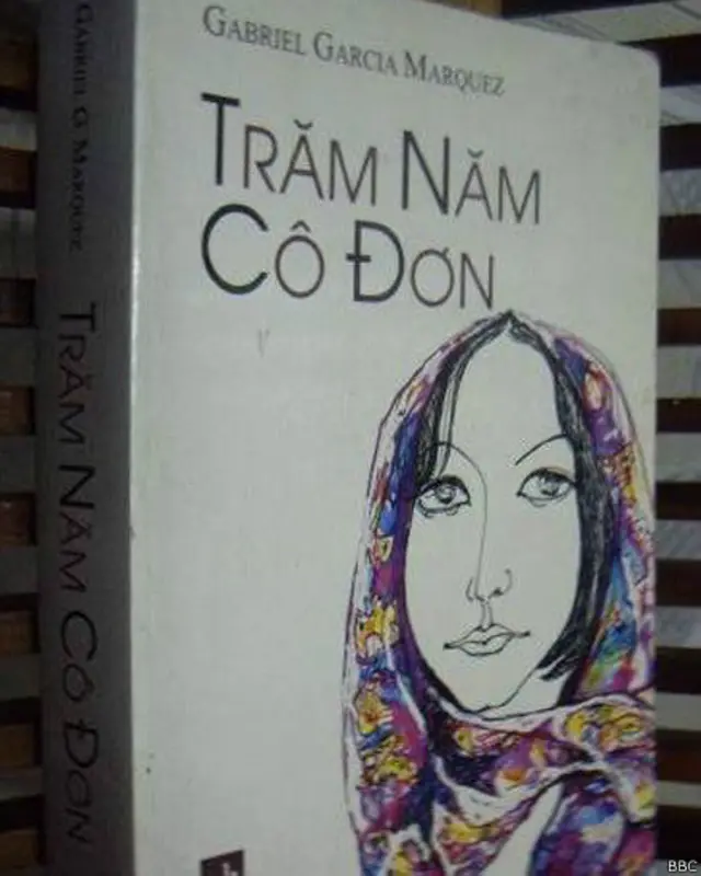 Portada de "Cien años de soledad" en vietnamita