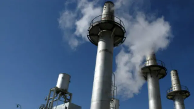 إيران تصر على أن برنامجها النووي سلمي.