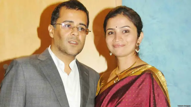 'टू स्टेट्स' देखने आए सितारे!