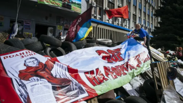 رفض المحتجون اخلاء المباني الادارية حتى رحيل حكومة كييف