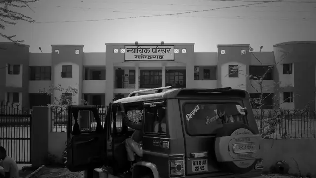 क़तार के आख़िरी, महेंद्रगढ़, लिंगानुपात