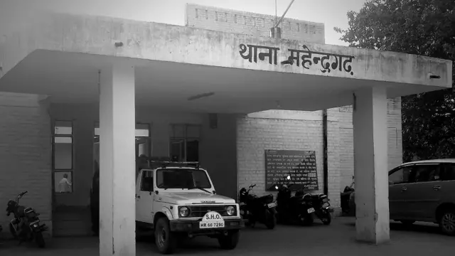 क़तार के आख़िरी, महेंद्रगढ़, लिंगानुपात