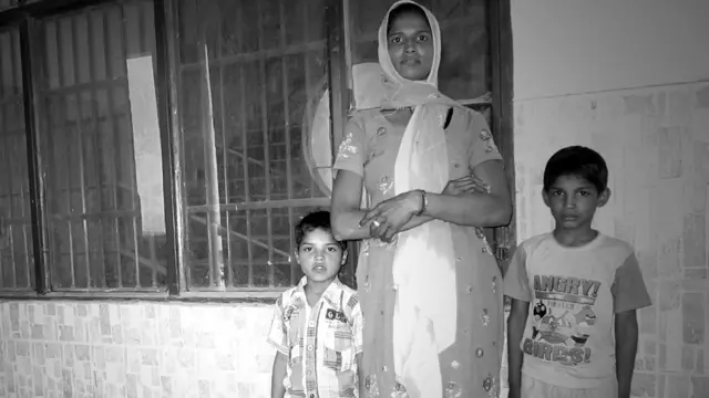 क़तार के आख़िरी, महेंद्रगढ़, लिंगानुपात