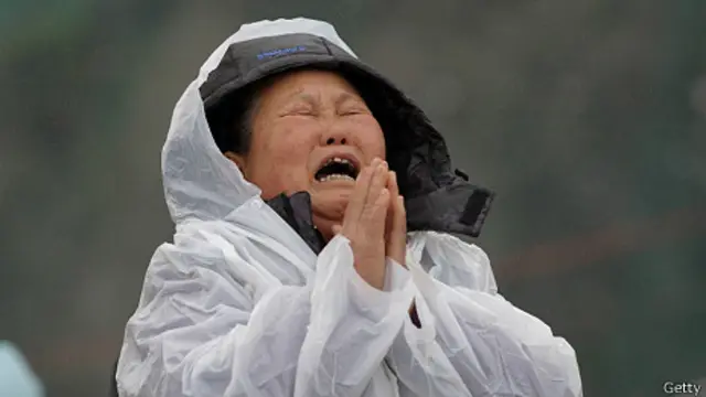 familiar de un pasajero del ferry