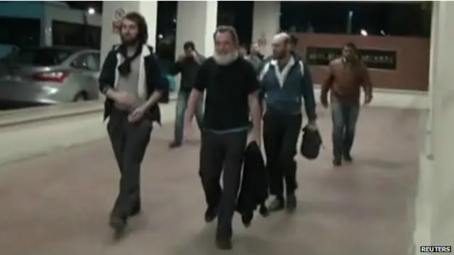 रिहा हुए फ्रांसिसी पत्रकार