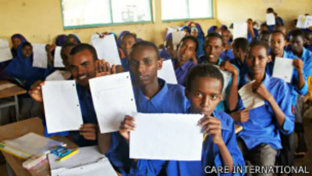 Somalíes envían cartas a niños refugiados sirios