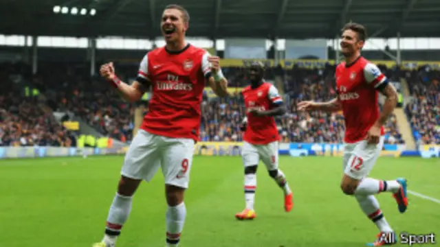 د ارسنل لوکاس پوډولسکي په دغه لوبه کې دوه ګولونه وکړل