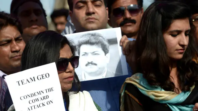 صحافیوں کے احتجاج کے علاوہ پاکستان فیڈرل یونین آف جرنلسٹس نے حامد میر پر ہونے والے حملے کے بعد احتجاجاً چھ روز تک سرکاری تقریبات کے بائیکاٹ کا اعلان کیا ہے۔