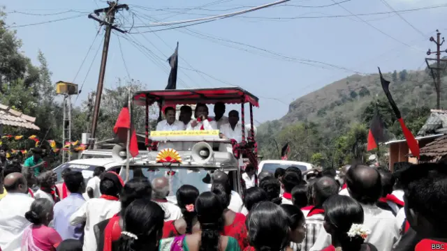 ए राजा, नीलगिरी में चुनाव प्रचार करते हुए