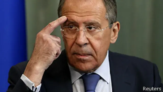 Ngoại trưởng Nga Sergei Lavrov yêu cầu Ukraine phải rút quân ở miền đông