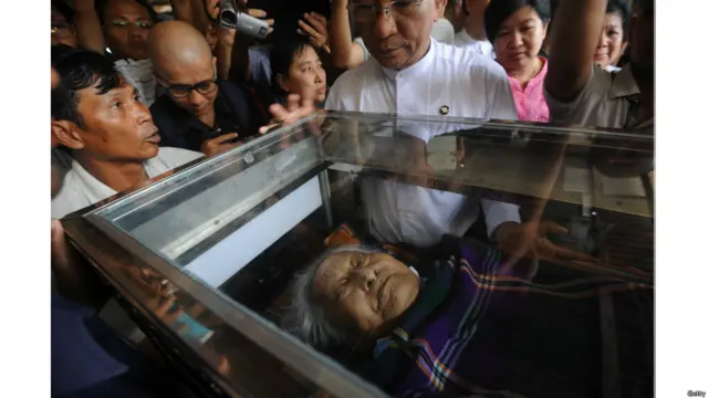 U Win Tin, NLD, Burma