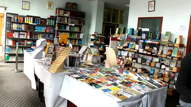 کتاب هغه زړه رسنۍ ده چې د انسانانو د تنویر او ذهني روښانتیا لپاره يې کار کړی.