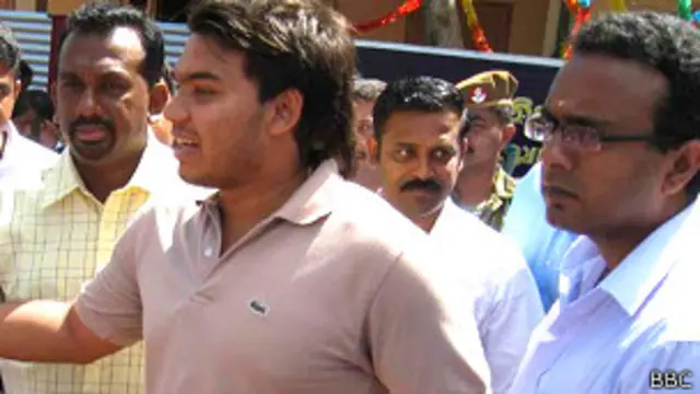 නාමල් රාජපක්ෂ සහ මනුෂ නානායක්කාර 