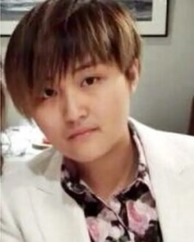 屈袁梦是伦敦艺术大学的学生。