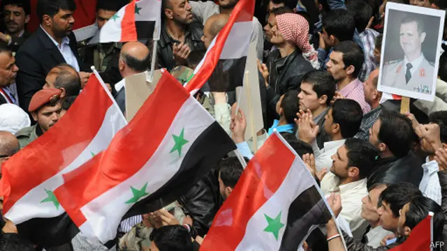 مؤيدو بشار الأسد في إحدى التظاهرات بالعاصمة دمشق