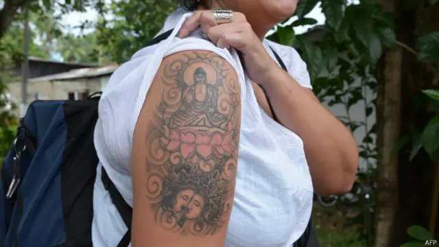 برطانوی سیاح کا کہنا ہے کہ وہ خود بدھ مت کی ماننے والی ہیں