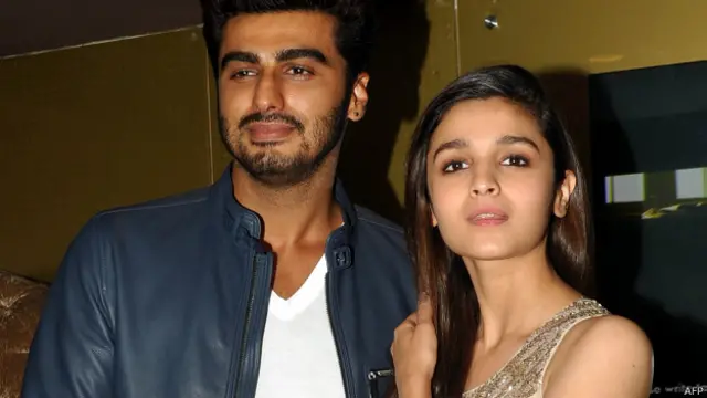 2 स्टेट्स