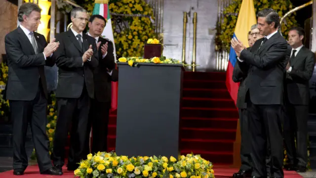 Vidolashuv marosimida Meksika va Kolumbiya prezidentlari nutq so‘zladilar.