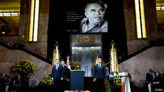 رئيسا المكسيك وكولومبيا شاركا في حفل تأبين جارسيا ماركيز أديب نوبل في مكسيكو سيتي