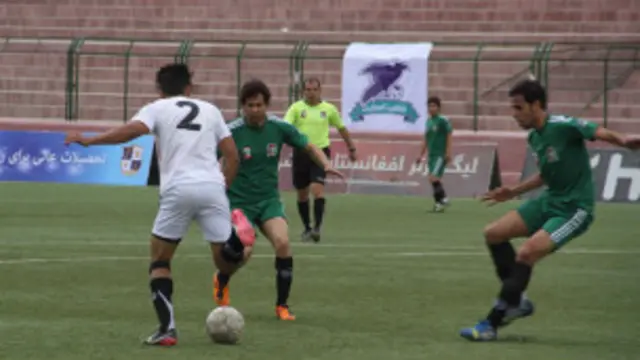 افغان روزونکي وايي د فوټبال په دغه کورس کې يې ډېر نوي تکتيکونه چې په نظري او عملي ډول ورښوول کېدل زده کړي دي