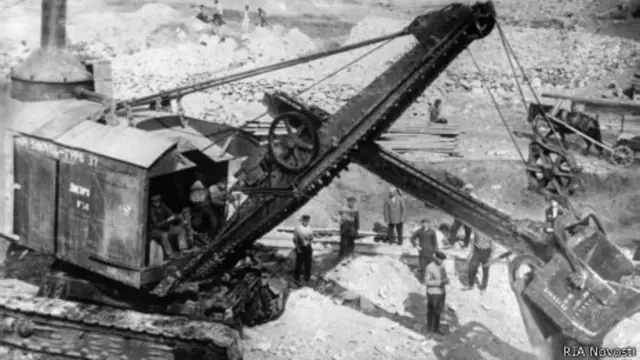 Строительство Днепрогэса