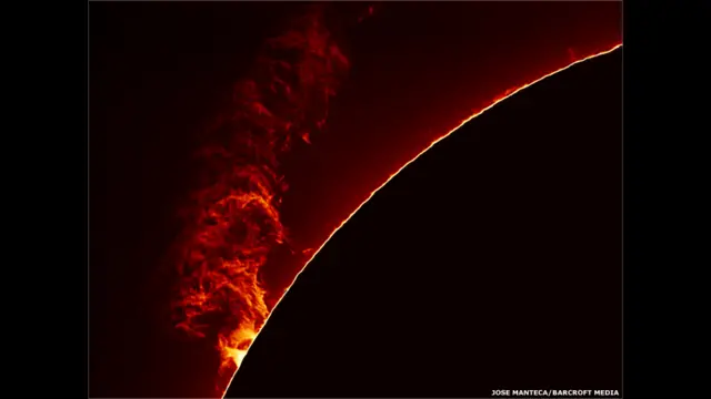 सौर भट्ठियों से निकलने वाली ऊर्जा, ये सूर्य की सतह पर फैल जाती है. जोस मैंटेसा/बारक्रॉफ़्ट