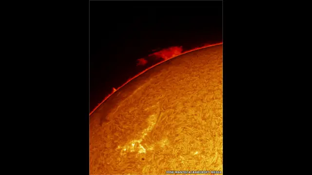 सौर भट्ठियों से निकलने वाली ऊर्जा, ये सूर्य की सतह पर फैल जाती है. जोस मैंटेसा/बारक्रॉफ़्ट