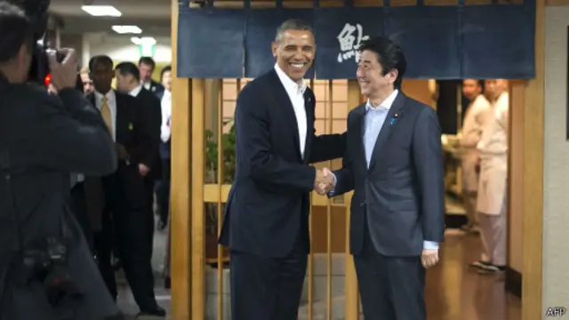 آبه انتظار دارد اوباما موضع خود در قبال مشکلات منطقه‌ای ژاپن را روشن کند