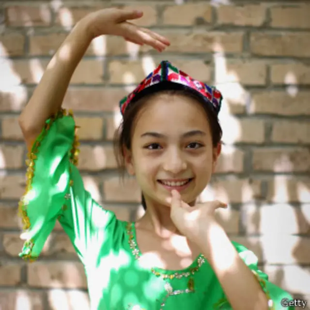 Người Uighur thuộc nhóm Âu Á và có nền văn hóa lâu đời