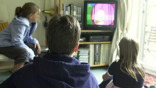 ٹیلی وژن دیکھتے ہوئے صرف ایک میٹ توانائی صرف ہوتی ہے