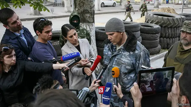 Журналисты в Славянске