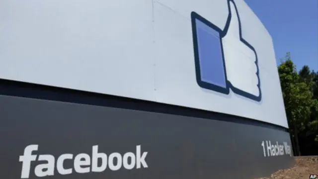 Facebook nói doanh thu quảng cáo được đẩy mạnh nhờ số người sử dụng trên phương tiện di động tăng