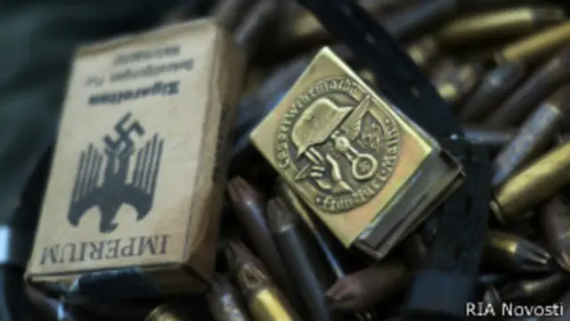 Спички со свастикой