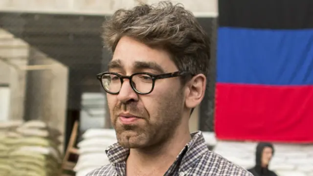 Аннексия Крыма стала ситуацией, когда большой маленького бьет, считает Саймон Островский