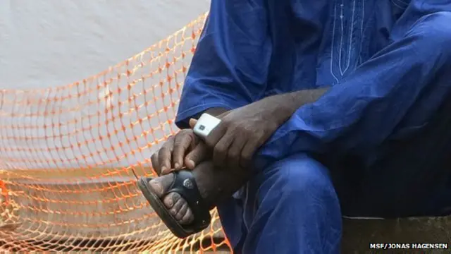 Sobrevivente do ebola na Guiné | Foto: MSF/ Jonas Hagensen