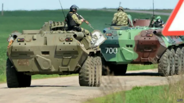 روسيا تطالب أمريكا بالضغط على أوكرانيا لسحب قواتها من المناطق الشرقية.