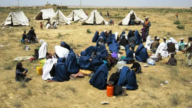 مرستندویه ډلې تراوسه نه دي توانېدلي چې له ټولو سیلاب ځپلو سره مرسته وکړي. 