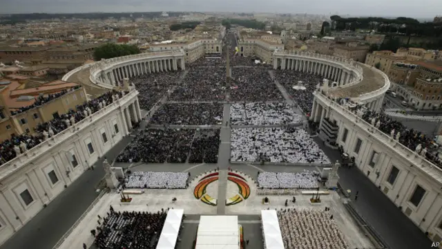 Milhões de pessoas no Vaticano. Foto: AP