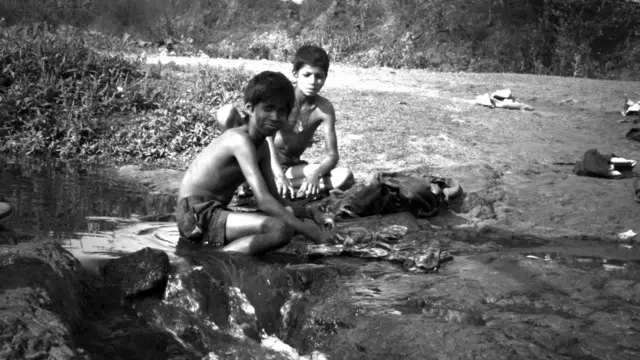 झरिया, क़तार के आख़िरी 