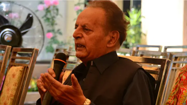 مستنصر حسین تارڑ نے گلگت بلتستان کے شعرا کو بھرپور خراجِ تحسین عطا کرتے ہوئے کہا کہ یہ میرے شاعر ہیں اور میں ان کا ہوں۔