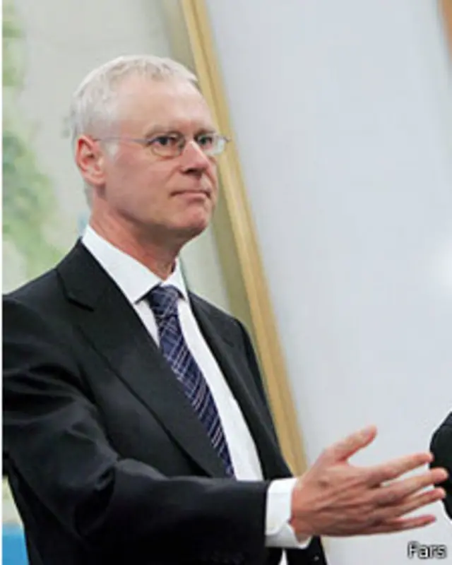 آقای گس حدود دو سال سفیر بریتانیا در تهران بود