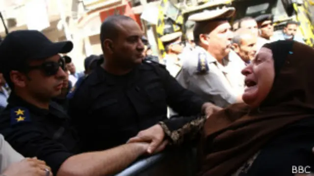 خبریالان وايي، د تورنو کسانو ځینې ښځینه خپلوانې د محکمې حکم له صادرولو سره بې سده شوې.