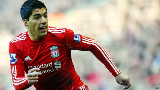 لوئس سواریز پانچ میچوں کی پابندی کے باوجود پریمیئر لیگ کے سیزین کے اختتام پر 31 گول کر کے سرفہرست رہے