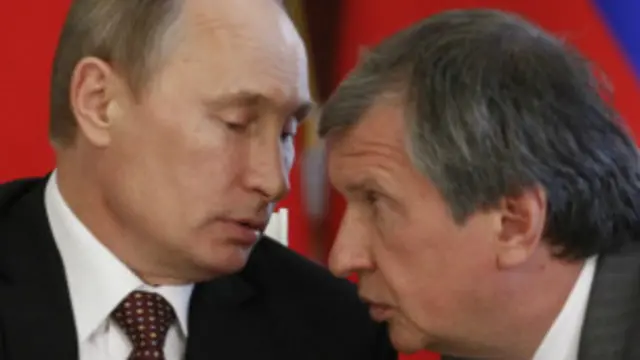 یوکرین کے شمال مشرقی شہر دونیتسک میں اتوار کو بھی روس حامیوں نے مظاہرہ کیا