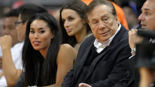 Donald Sterling con su novia