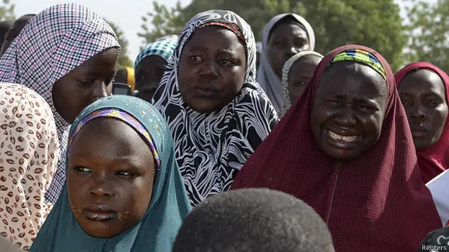 منگل کو بھی برونو میں درجنوں خواتین نے پارلیمنٹ ہاؤس کے باہر مظاہرہ کیا اور اپنی بیٹیوں کی رہائی کا مطالبہ تھا