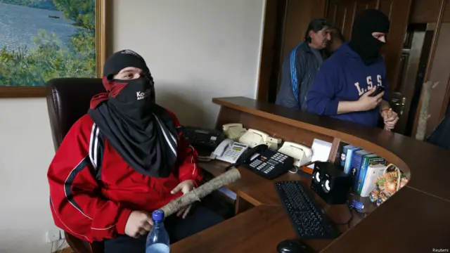 Захват здания администрации в Луганске