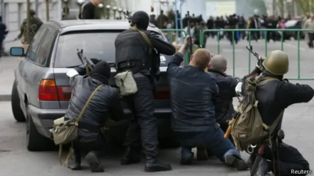 جون كيري يحث روسيا على مغادرة أوكرانيا في سلام